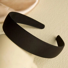 Elegant Black Headband with Wide Brim - Perfect Hair Accessory for Women and Girls